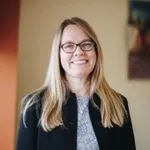 Headshot of Jennifer Stohl Powell.